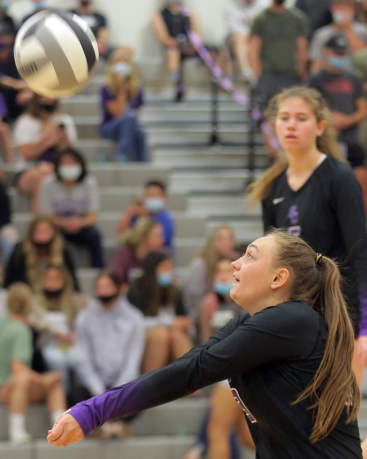 Truckee at Spring Creek Volleyball 31.jpg